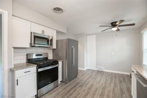 6615 Gilbert Avenue Parma OH 44129