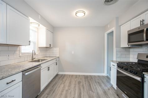 6615 Gilbert Avenue Parma OH 44129