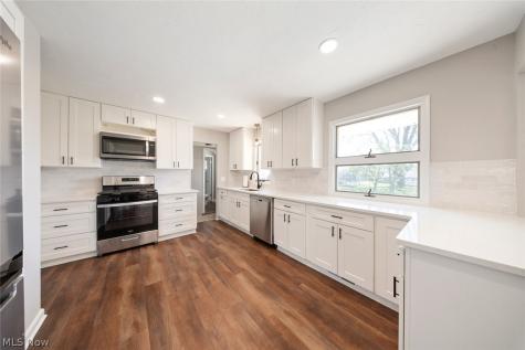 9635 Boundary Lane Parma Heights OH 44130