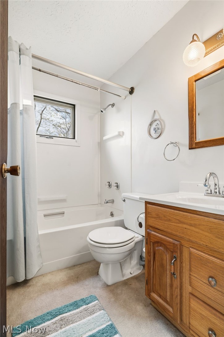 2081 Waynesburg Road NW Carrollton OH 44615