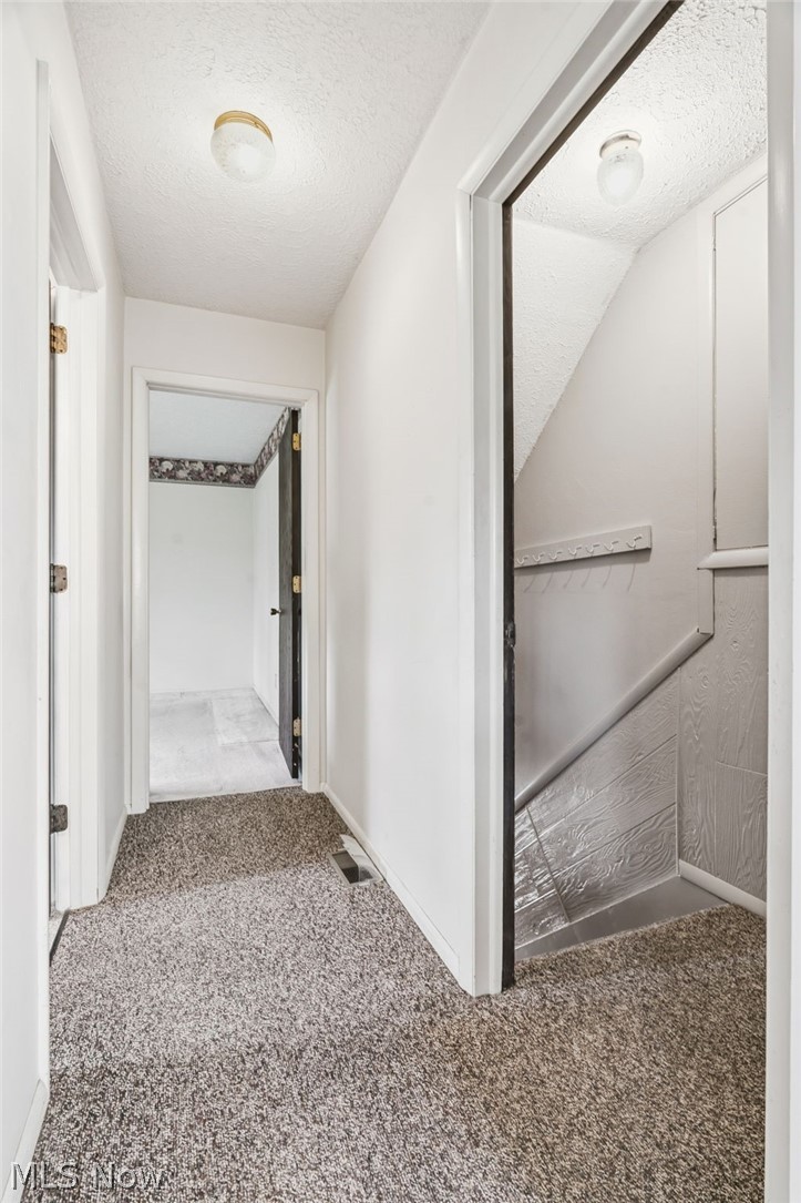 2081 Waynesburg Road NW Carrollton OH 44615
