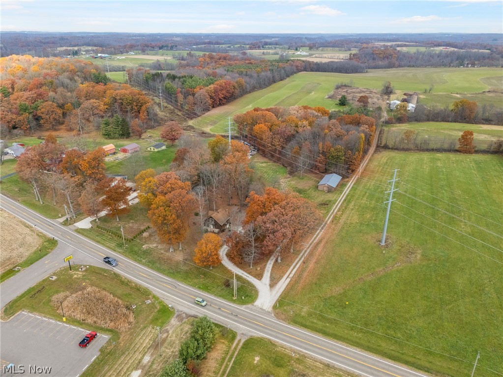 2081 Waynesburg Road NW Carrollton OH 44615