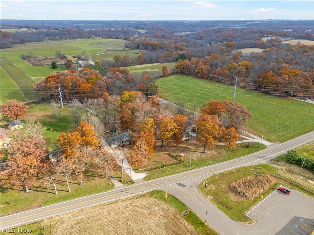 2081 Waynesburg Road NW Carrollton OH 44615