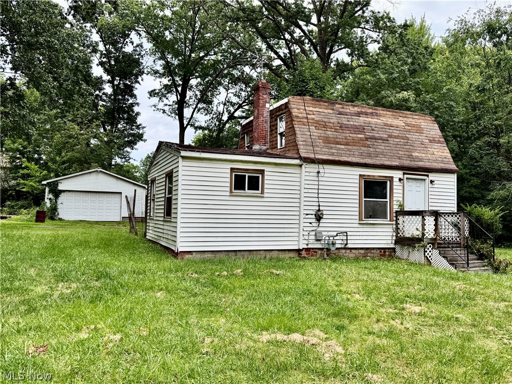 3275 Crestview Avenue Warren OH 44483