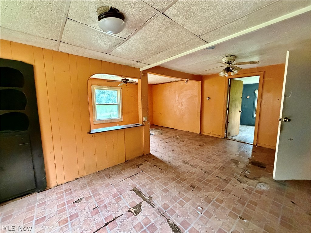 3275 Crestview Avenue Warren OH 44483