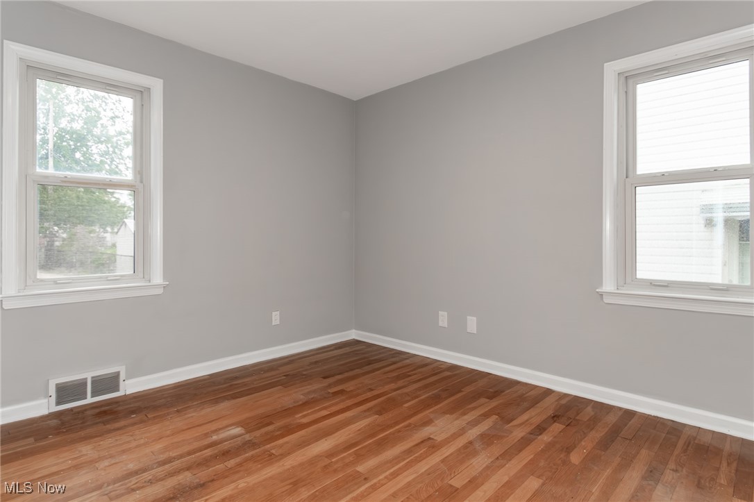 28934 Blissfield Drive Willowick OH 44095