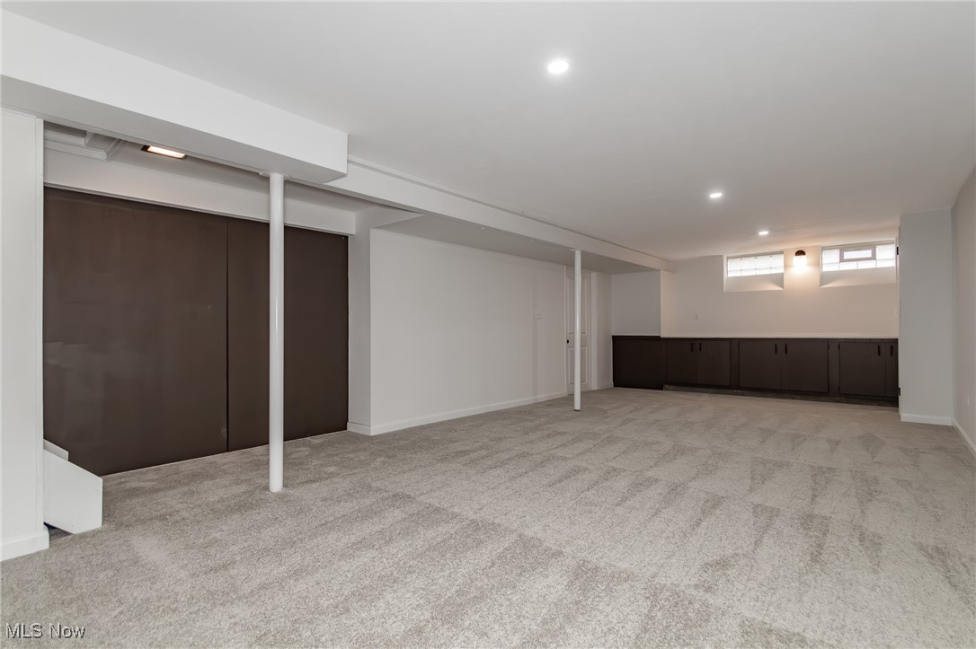 28934 Blissfield Drive Willowick OH 44095