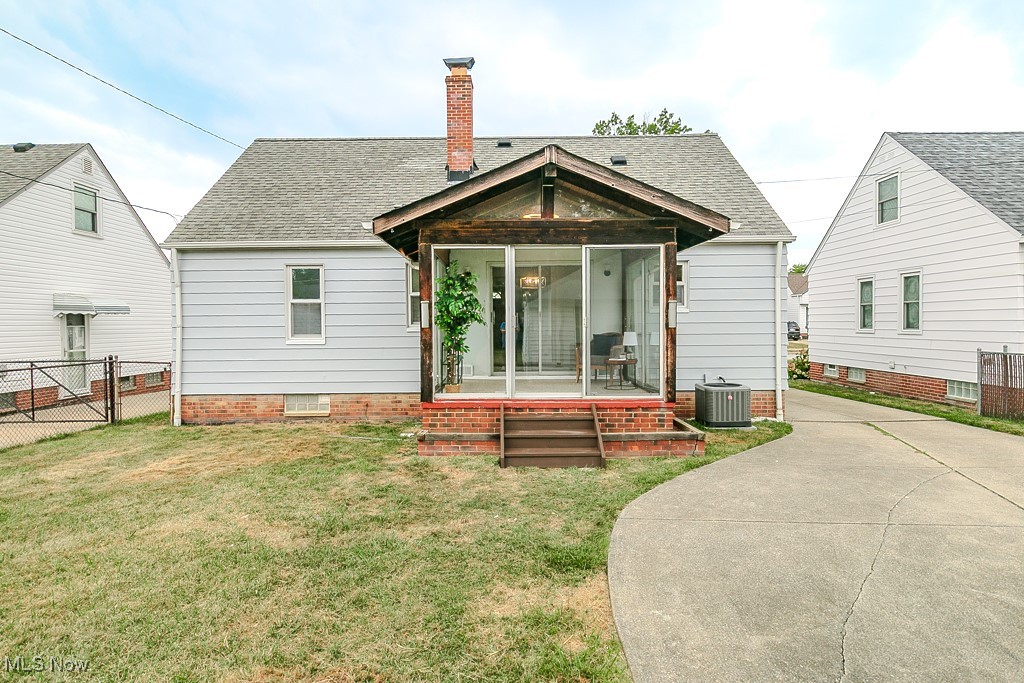 28934 Blissfield Drive Willowick OH 44095