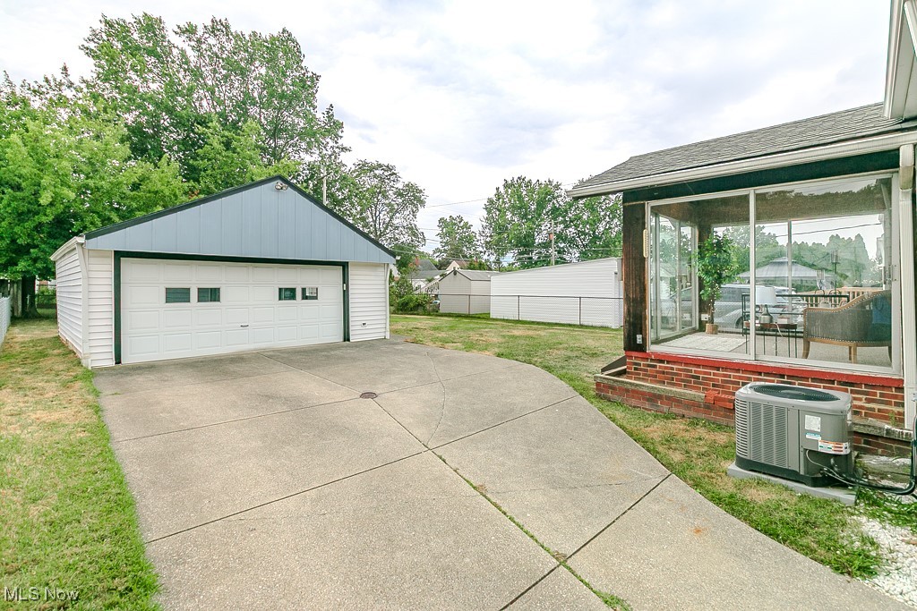 28934 Blissfield Drive Willowick OH 44095