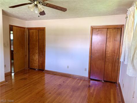 432 North Avenue Tallmadge OH 44278