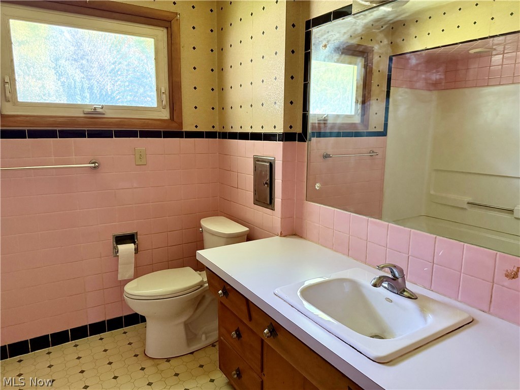 432 North Avenue Tallmadge OH 44278