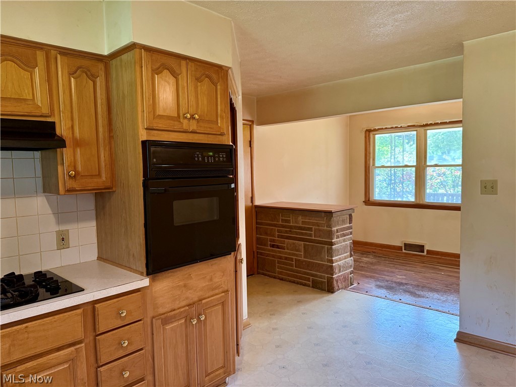 432 North Avenue Tallmadge OH 44278