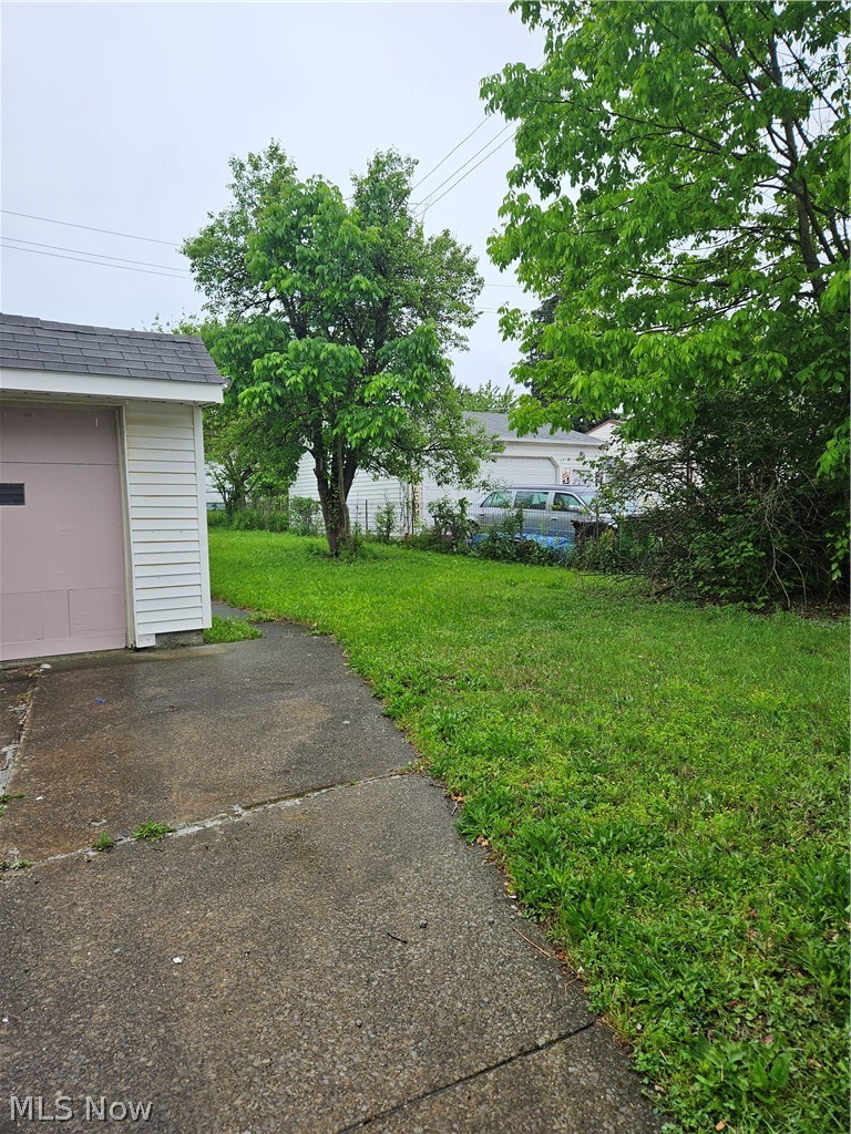 48 Best Street Bedford OH 44146