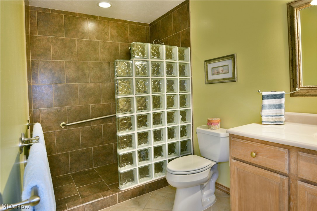 1835 Morning Star Drive Roaming Shores OH 44084