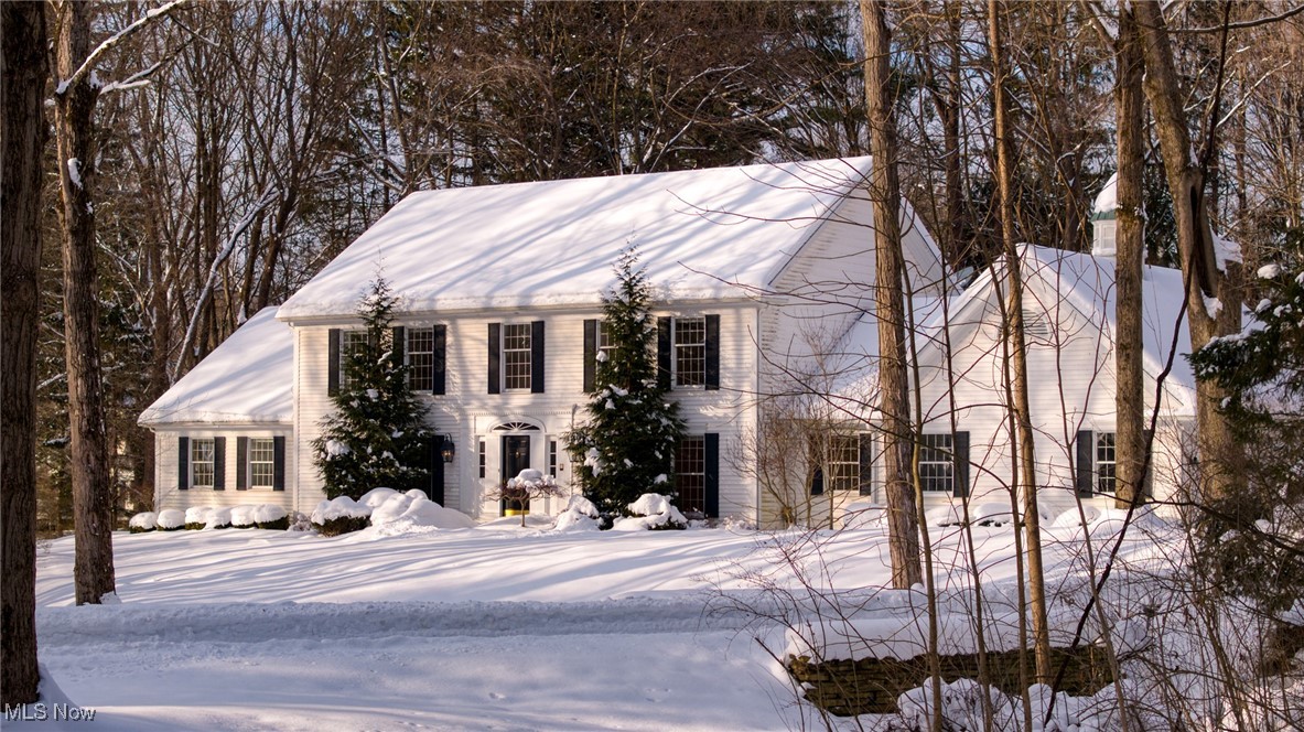 7431 River Oaks Trail Gates Mills OH 44040