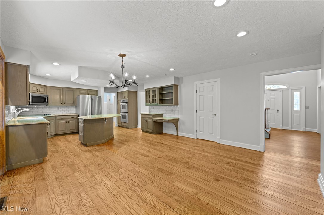 7431 River Oaks Trail Gates Mills OH 44040