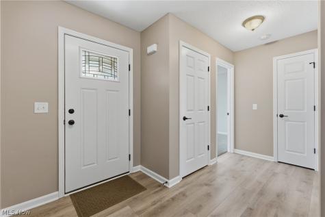 6031 Wentworth Lane SW Canton OH 44706