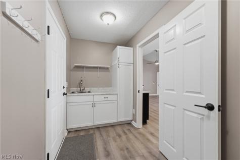 6031 Wentworth Lane SW Canton OH 44706