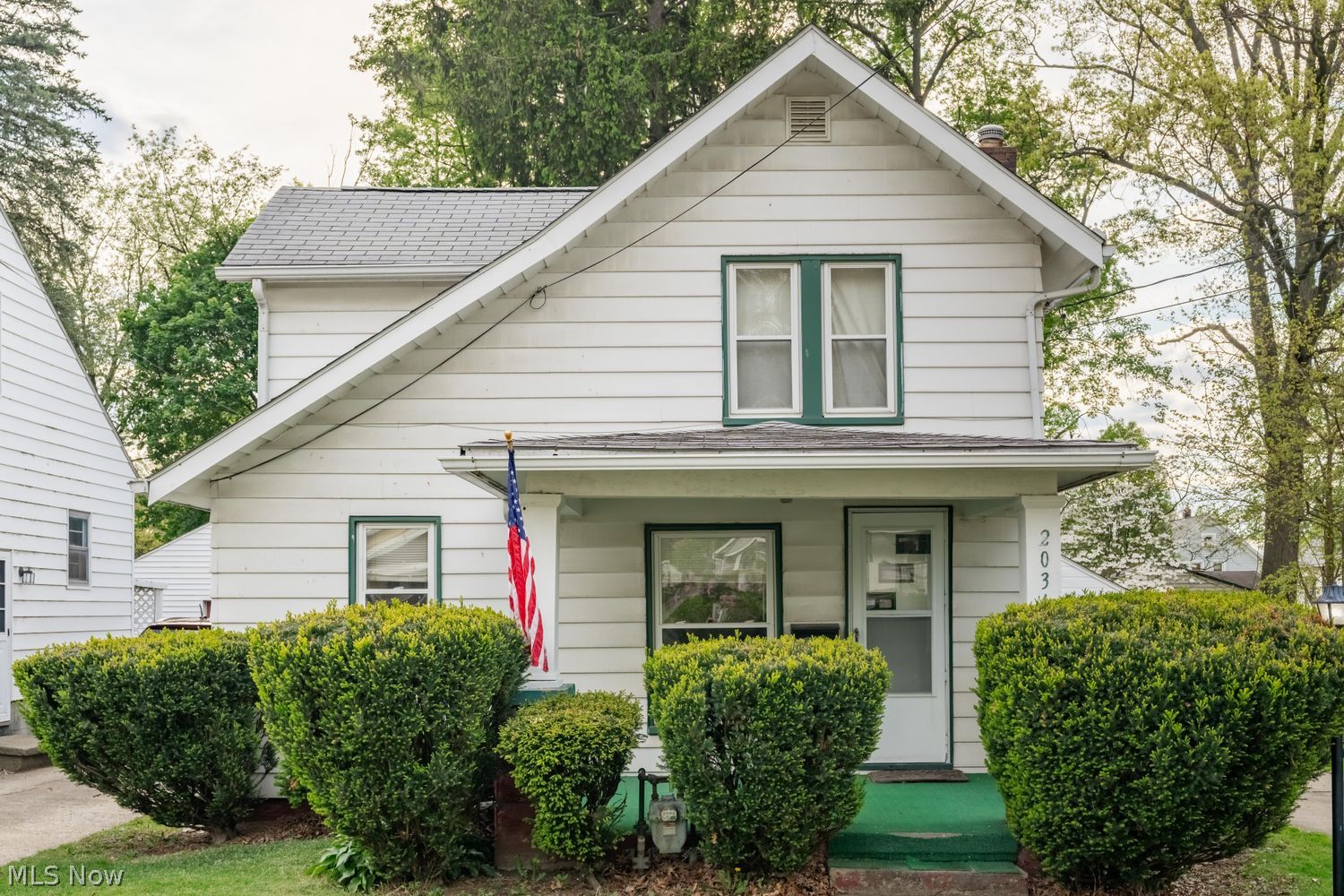 2034 High Street Cuyahoga Falls OH 44221