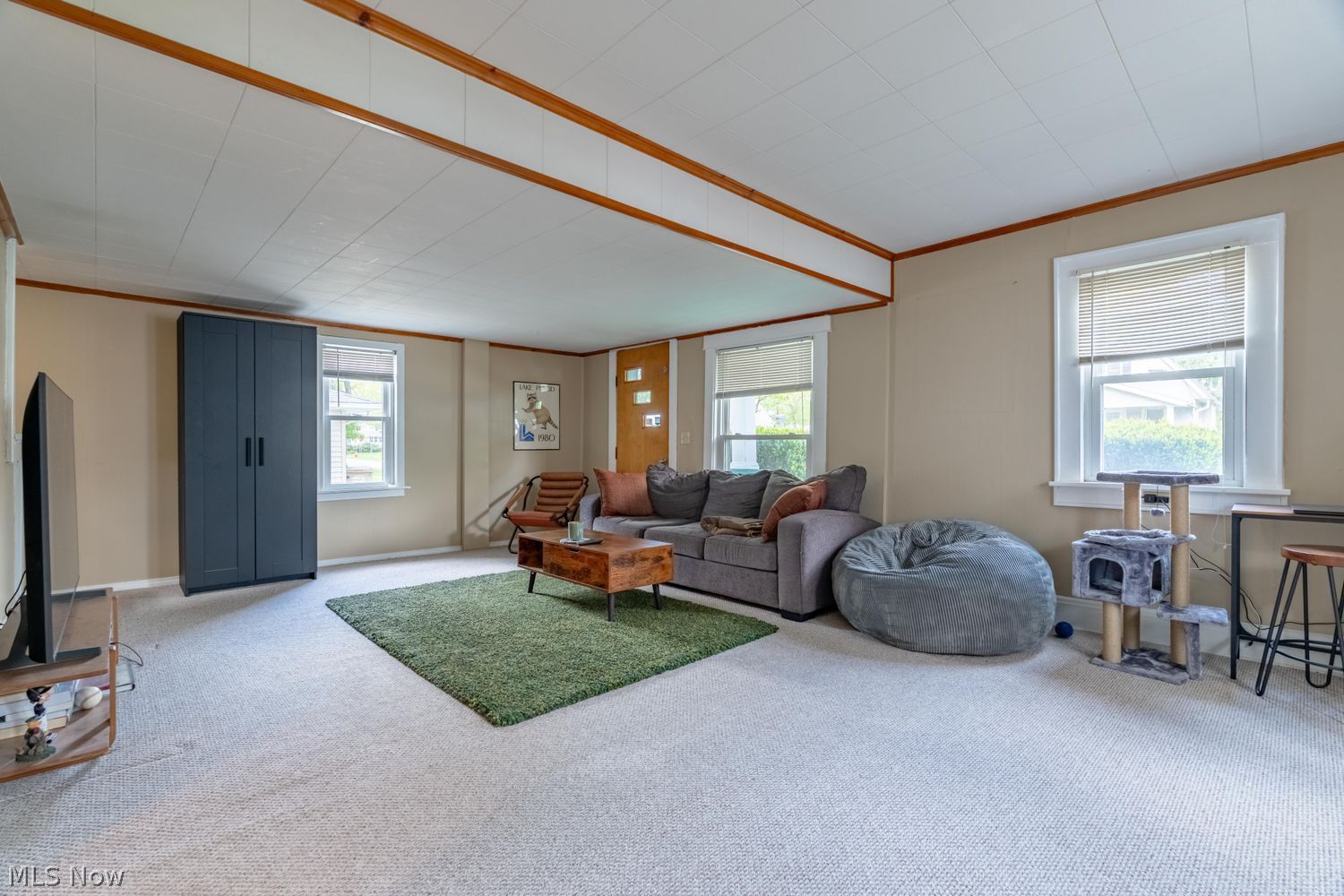2034 High Street Cuyahoga Falls OH 44221