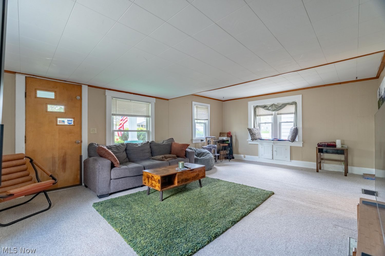 2034 High Street Cuyahoga Falls OH 44221