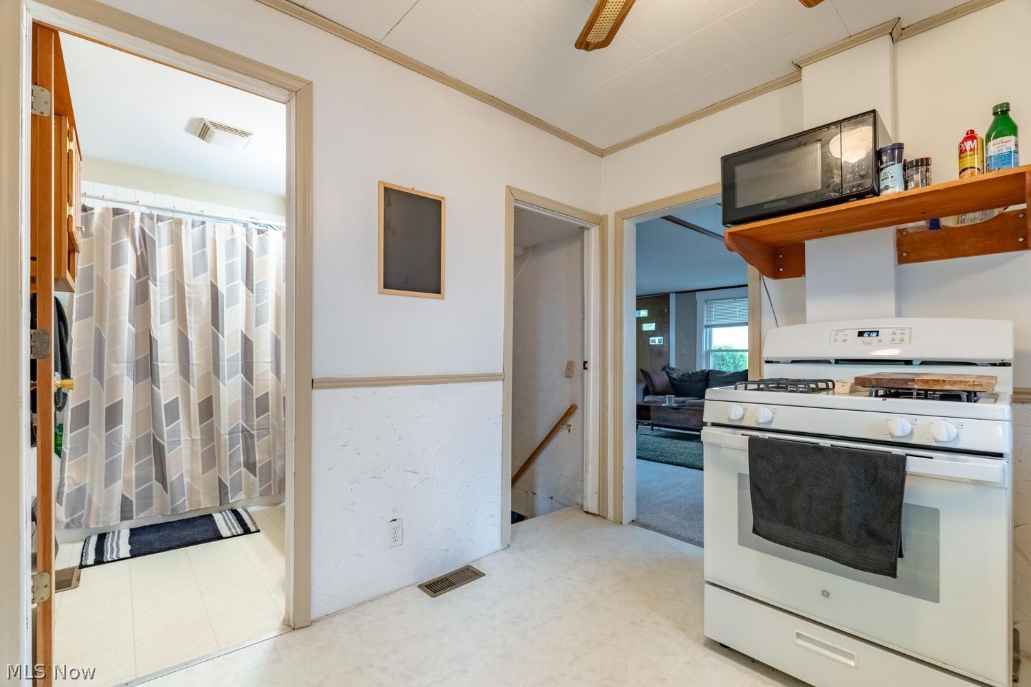 2034 High Street Cuyahoga Falls OH 44221