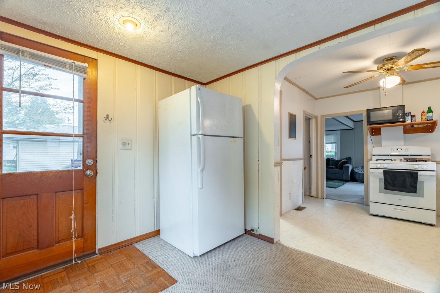 2034 High Street Cuyahoga Falls OH 44221