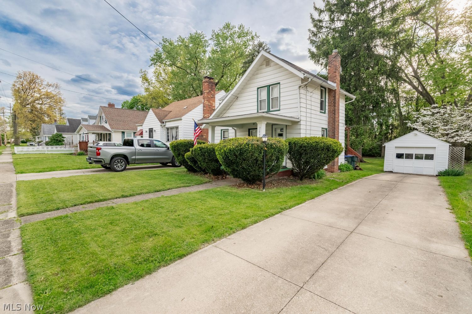 2034 High Street Cuyahoga Falls OH 44221