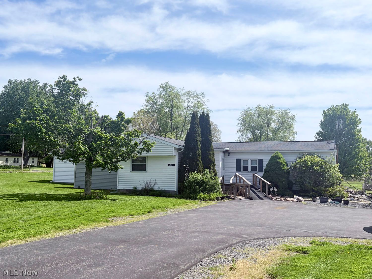 5122 Orangeville Kinsman Road Burghill OH 44404