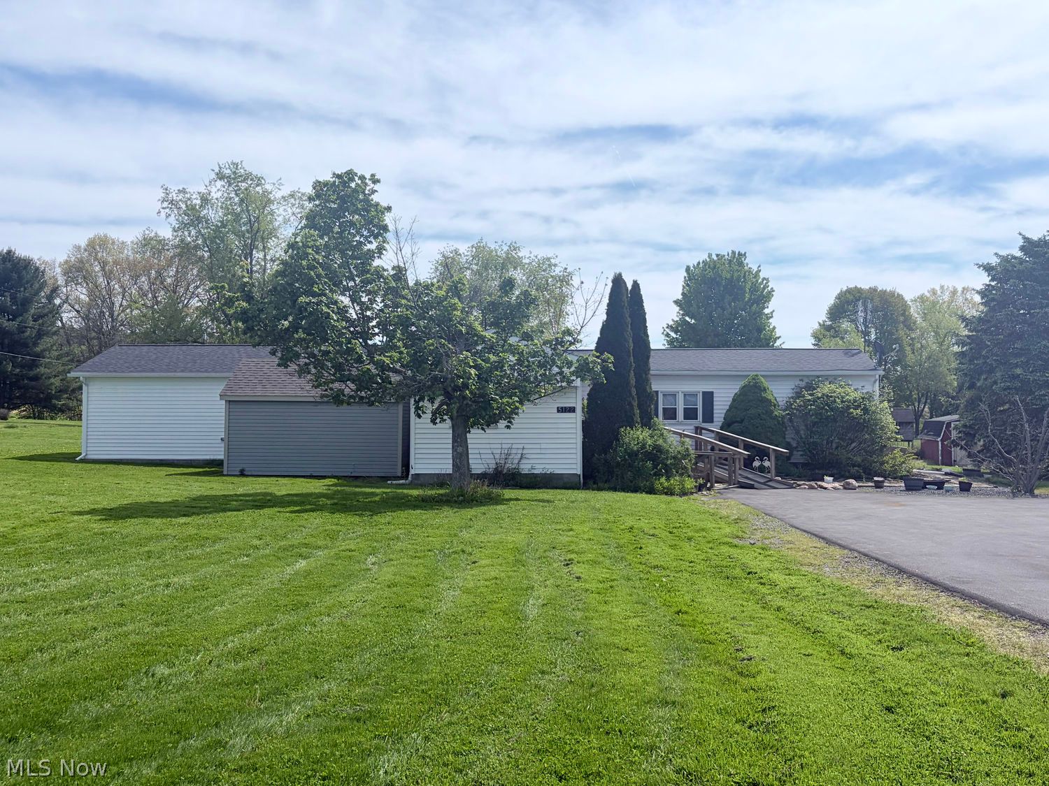 5122 Orangeville Kinsman Road Burghill OH 44404