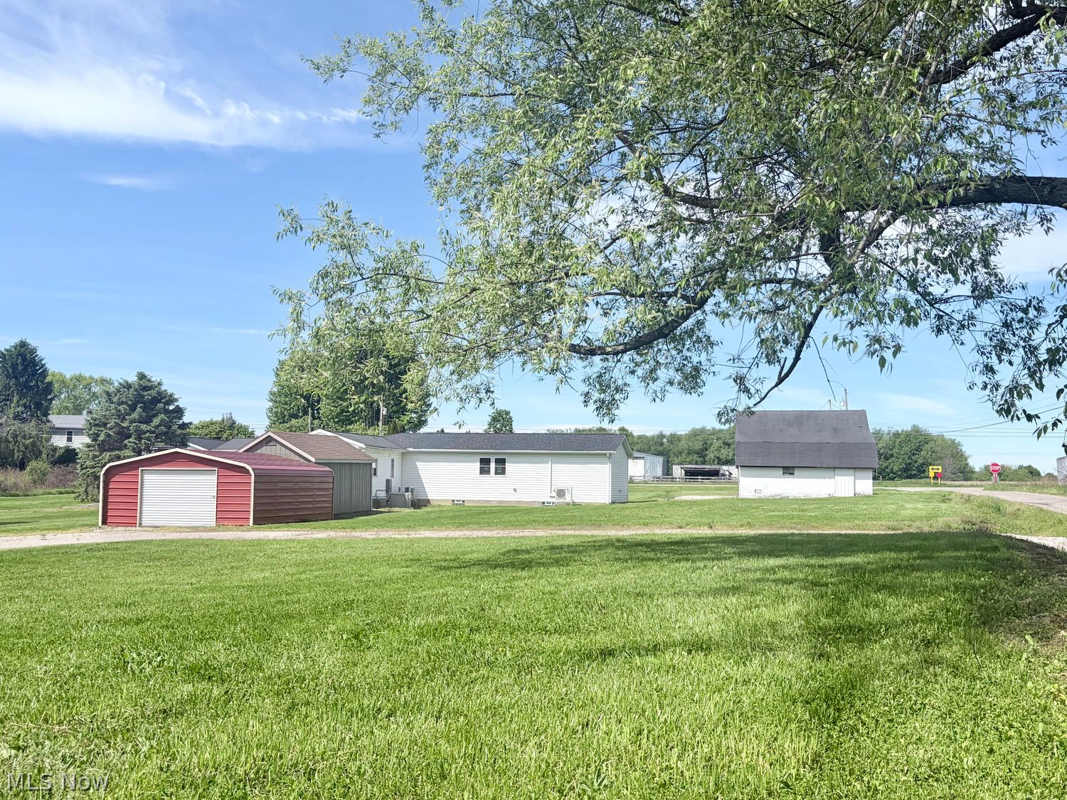 5122 Orangeville Kinsman Road Burghill OH 44404