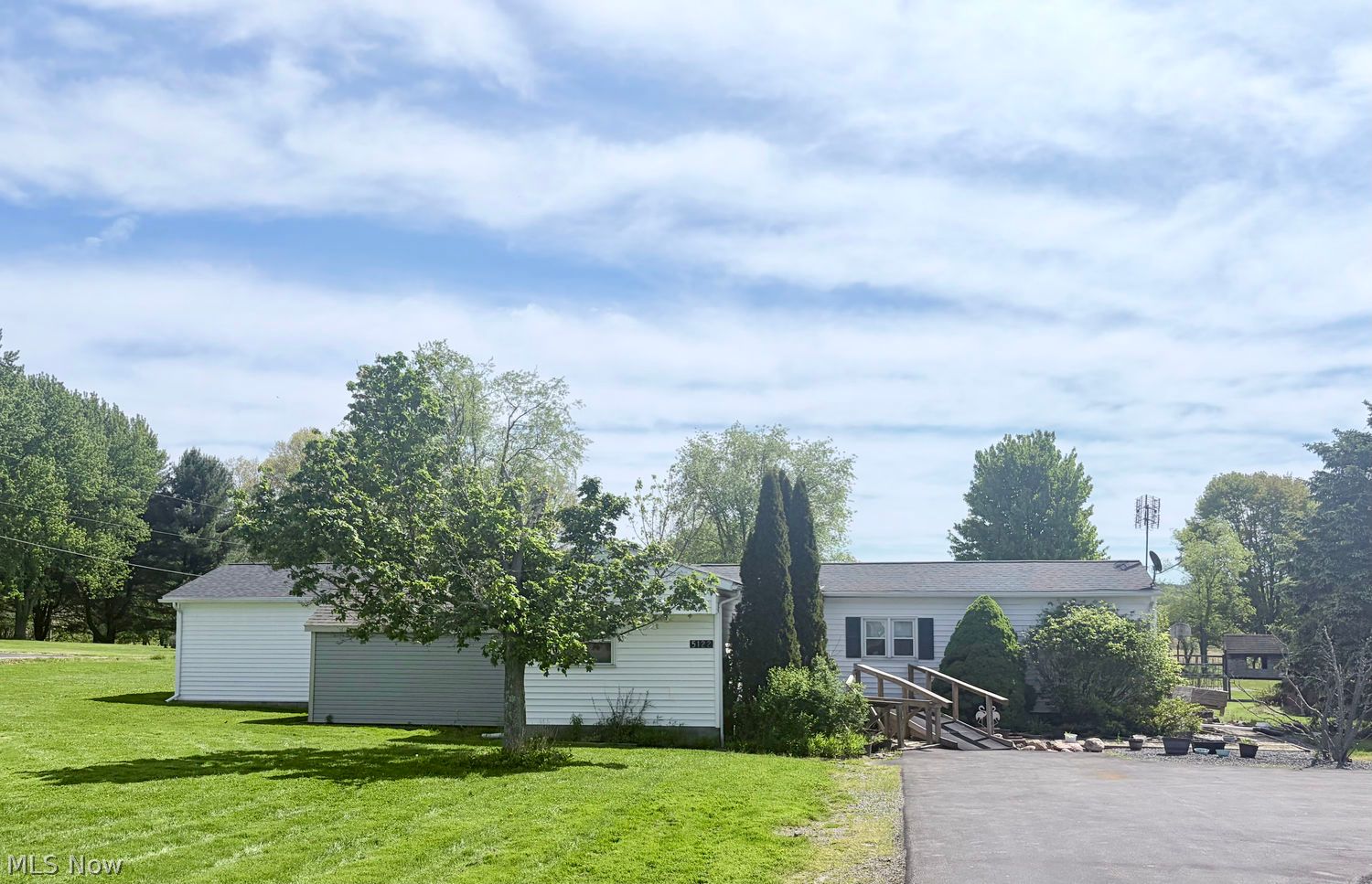 5122 Orangeville Kinsman Road Burghill OH 44404