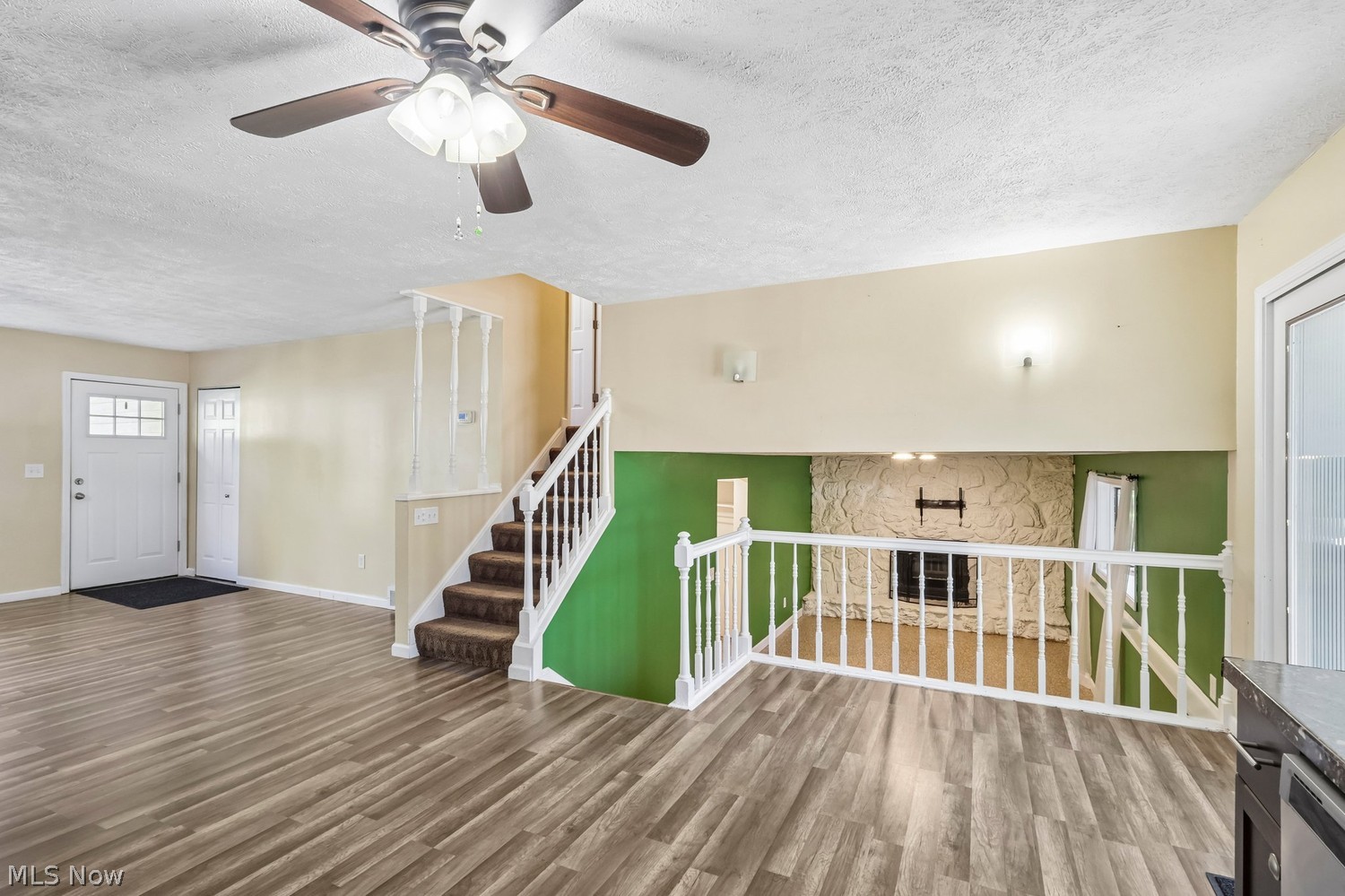 318 Maplewood Court Painesville OH 44077