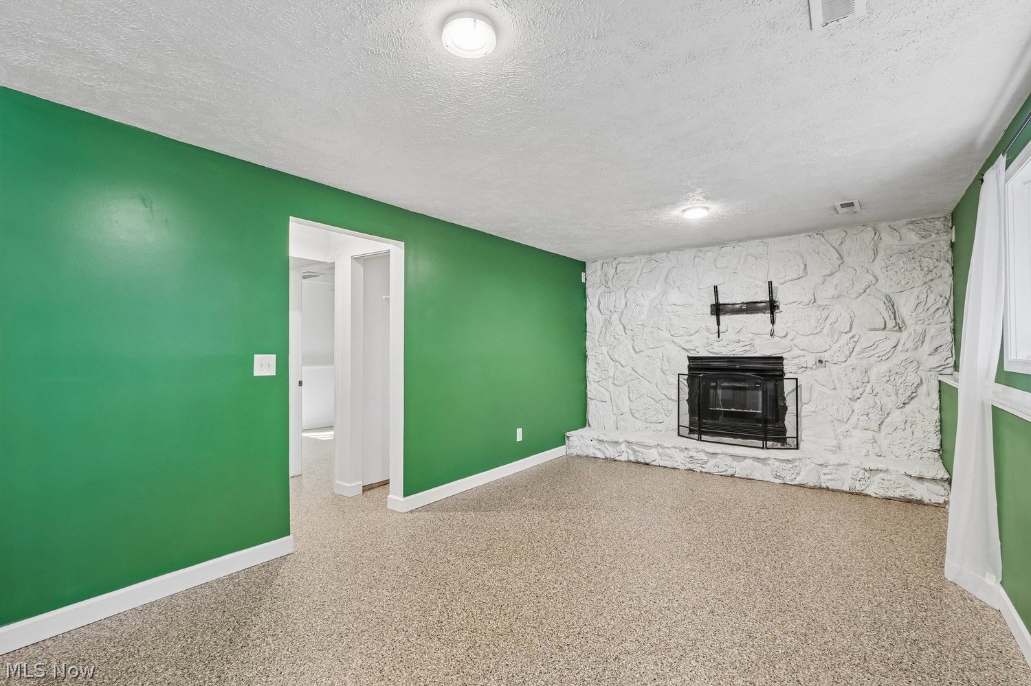318 Maplewood Court Painesville OH 44077
