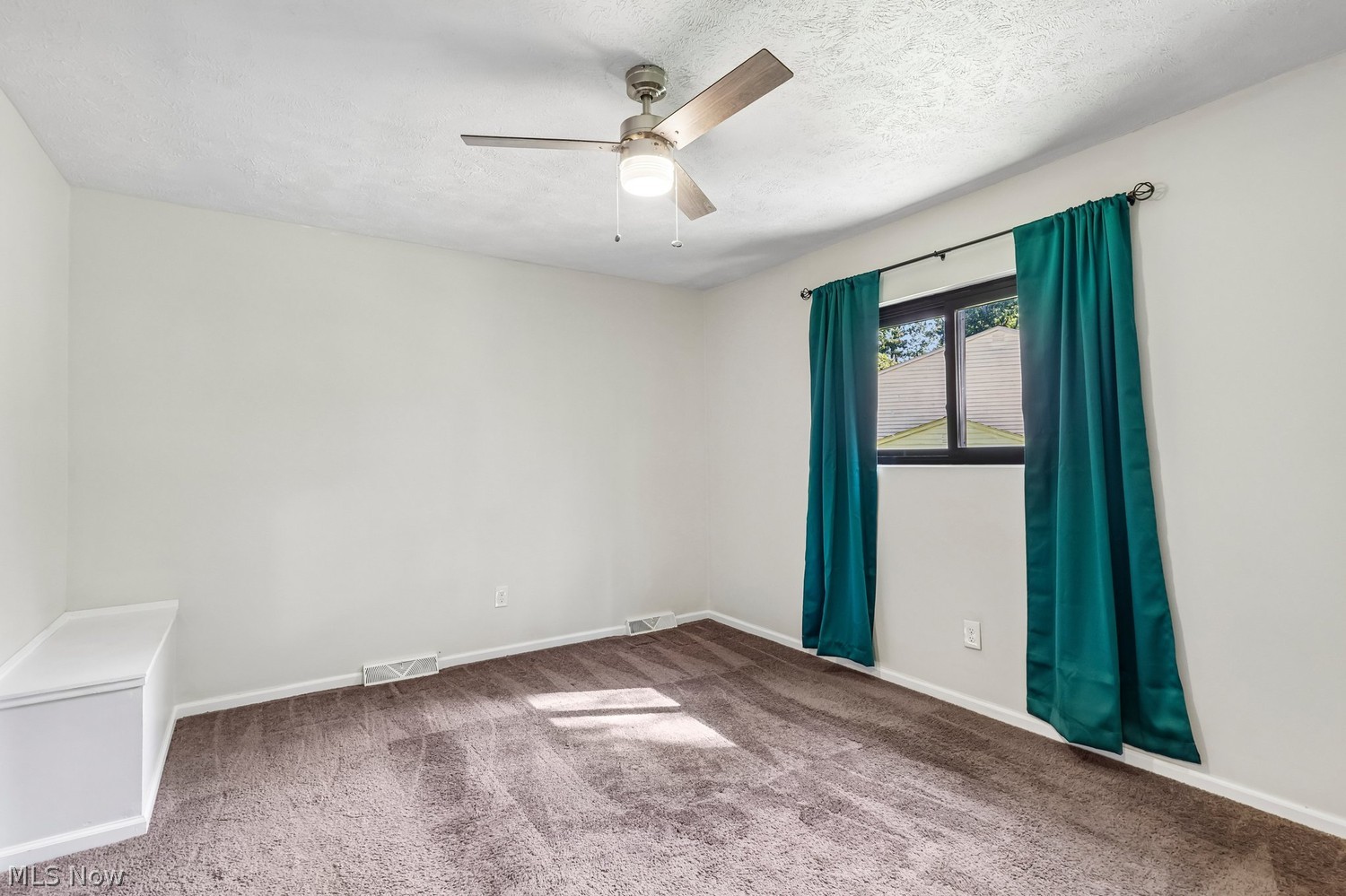 318 Maplewood Court Painesville OH 44077