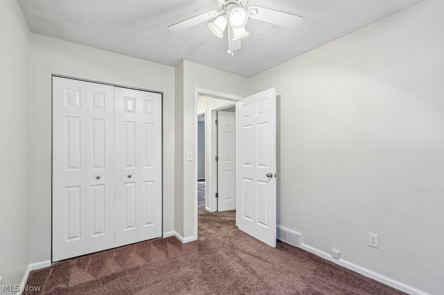 318 Maplewood Court Painesville OH 44077
