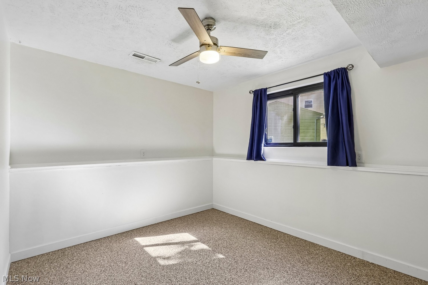 318 Maplewood Court Painesville OH 44077