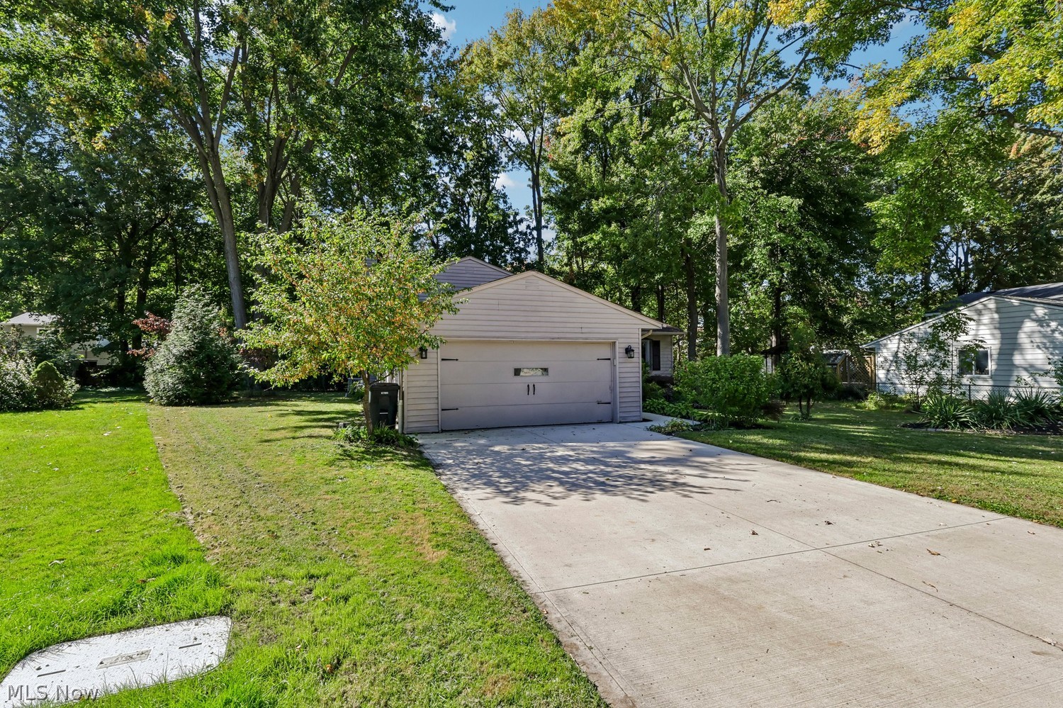 318 Maplewood Court Painesville OH 44077