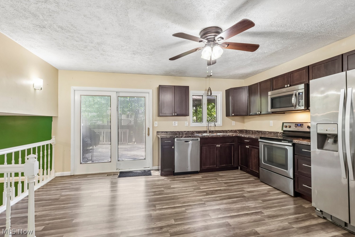 318 Maplewood Court Painesville OH 44077