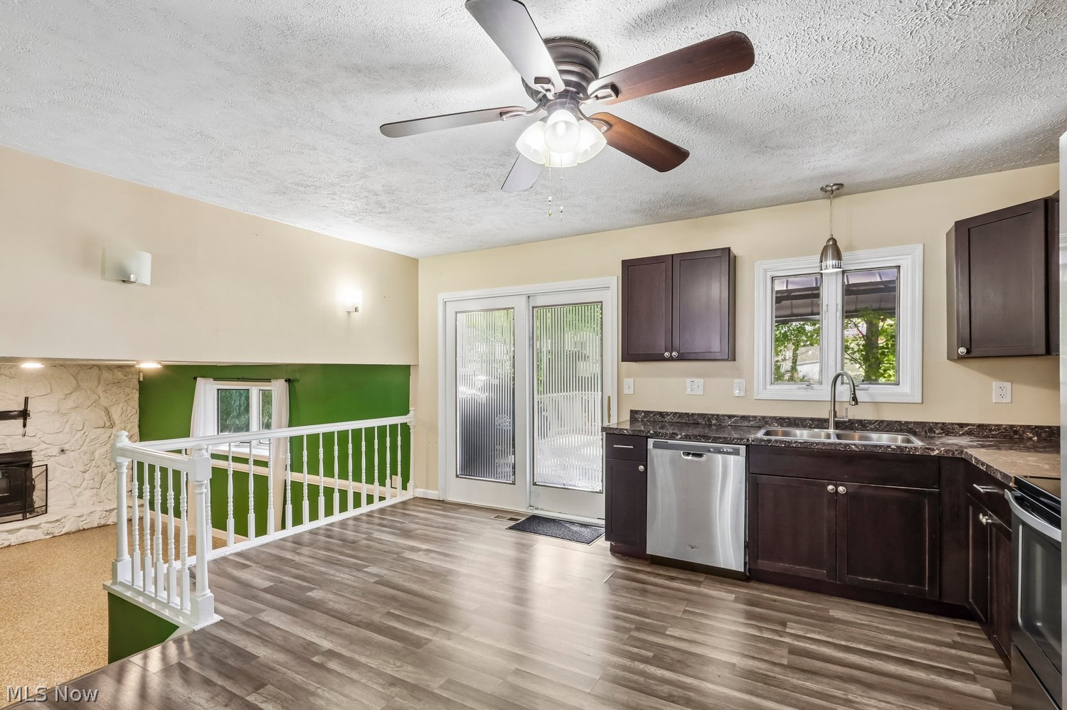 318 Maplewood Court Painesville OH 44077