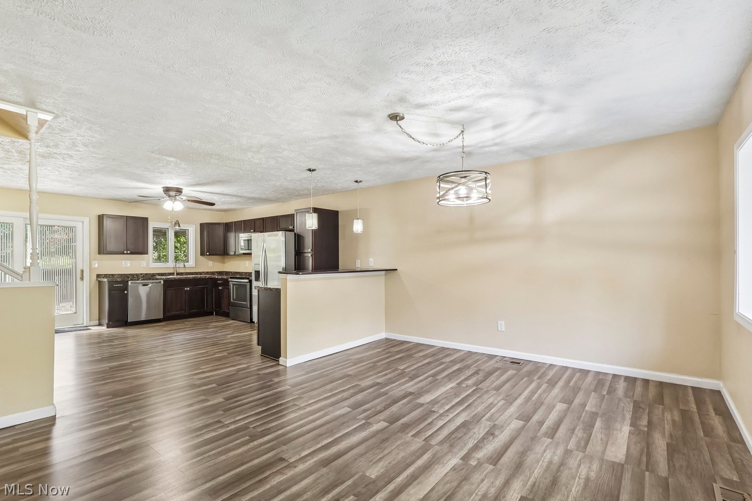 318 Maplewood Court Painesville OH 44077