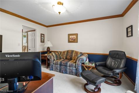 299 Great Oaks Trail Wadsworth OH 44281