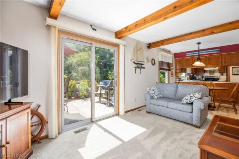 299 Great Oaks Trail Wadsworth OH 44281