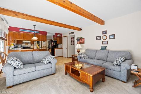299 Great Oaks Trail Wadsworth OH 44281