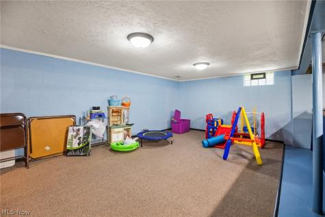 299 Great Oaks Trail Wadsworth OH 44281