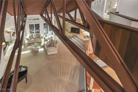 31105 Roxbury Park Drive Bay Village OH 44140