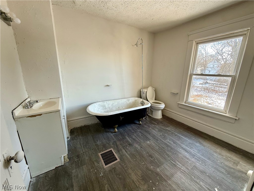 839 Kenyon Street Akron OH 44311