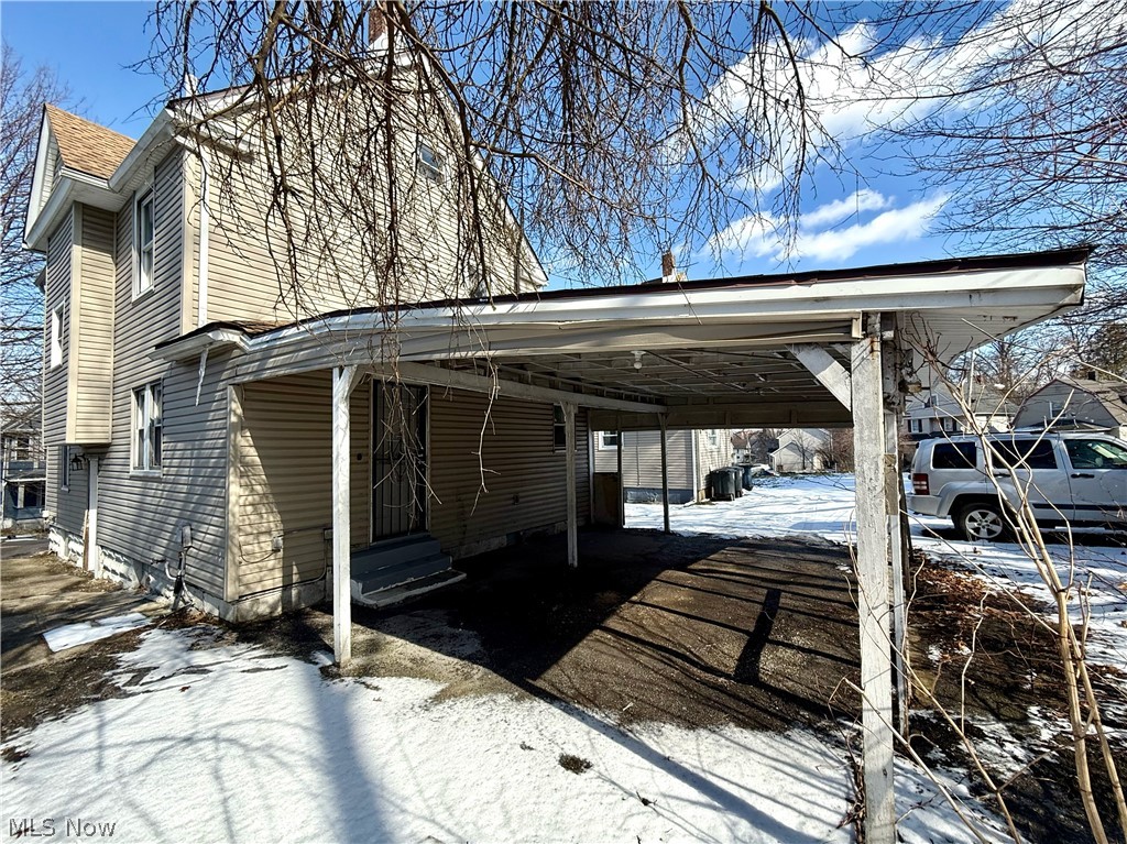 839 Kenyon Street Akron OH 44311