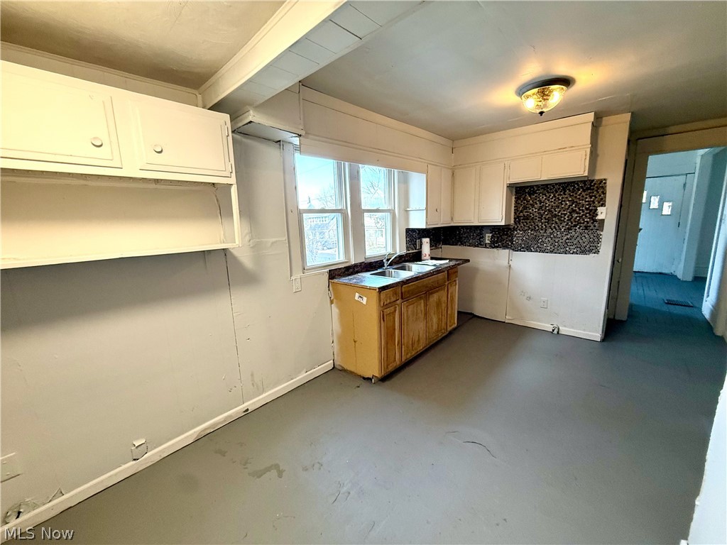 839 Kenyon Street Akron OH 44311
