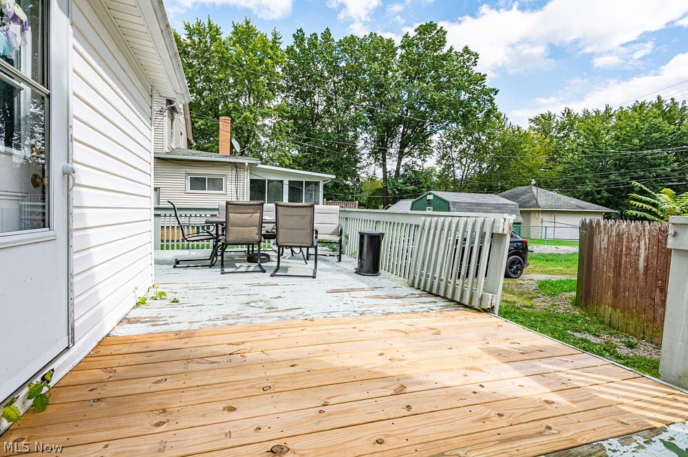 365 W Indiana Avenue Sebring OH 44672